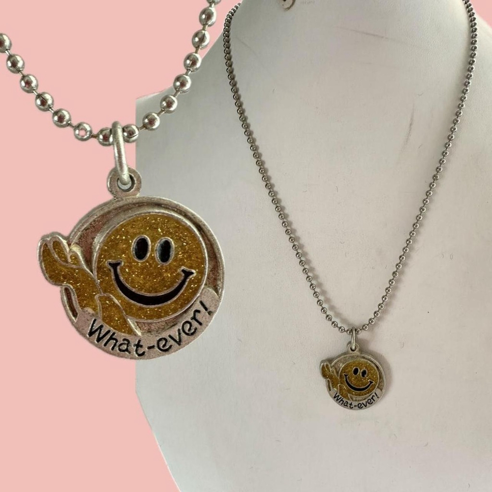 90s Smiley Pendant – “What-ever